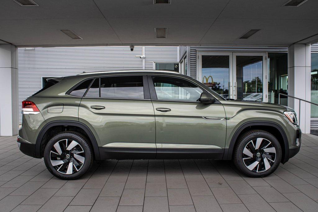 new 2026 Volkswagen Atlas Cross Sport car, priced at $43,026