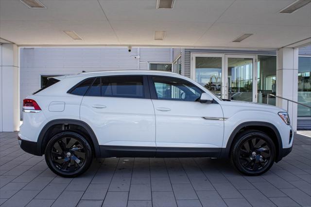 new 2025 Volkswagen Atlas Cross Sport car, priced at $41,860