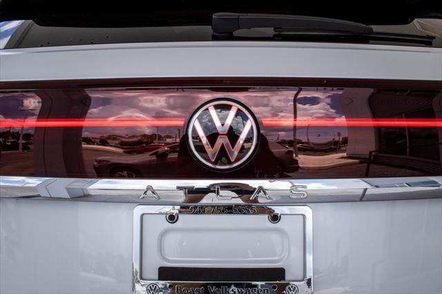 new 2025 Volkswagen Atlas Cross Sport car, priced at $52,706