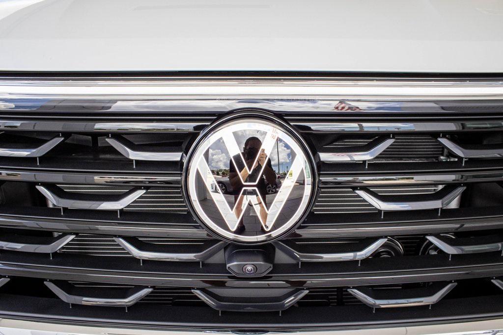 new 2025 Volkswagen Atlas Cross Sport car, priced at $49,861