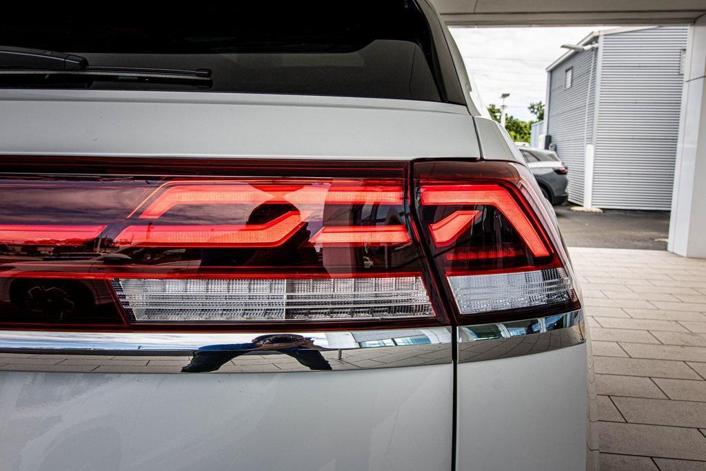 new 2026 Volkswagen Atlas Cross Sport car, priced at $46,343