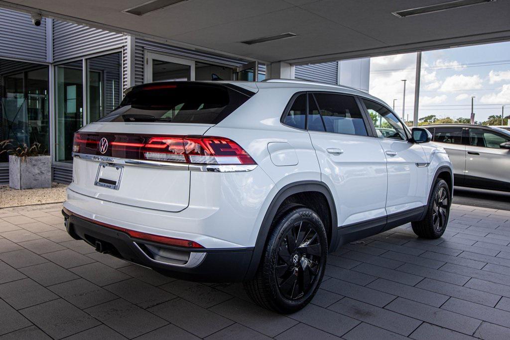 new 2026 Volkswagen Atlas Cross Sport car, priced at $45,007