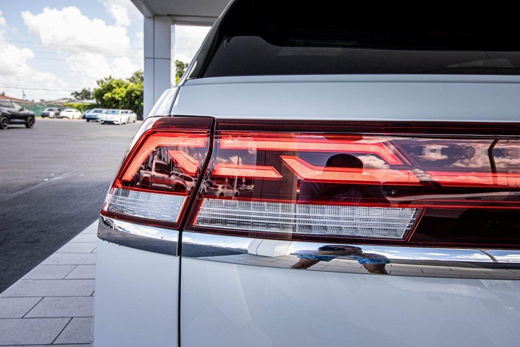 new 2026 Volkswagen Atlas Cross Sport car, priced at $45,007