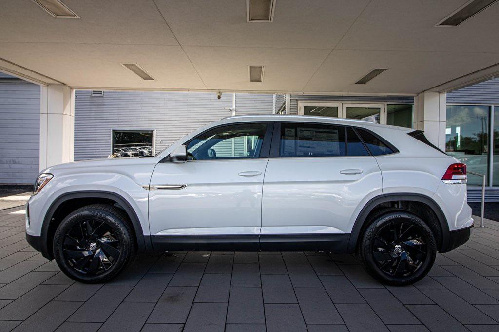 new 2026 Volkswagen Atlas Cross Sport car, priced at $45,007