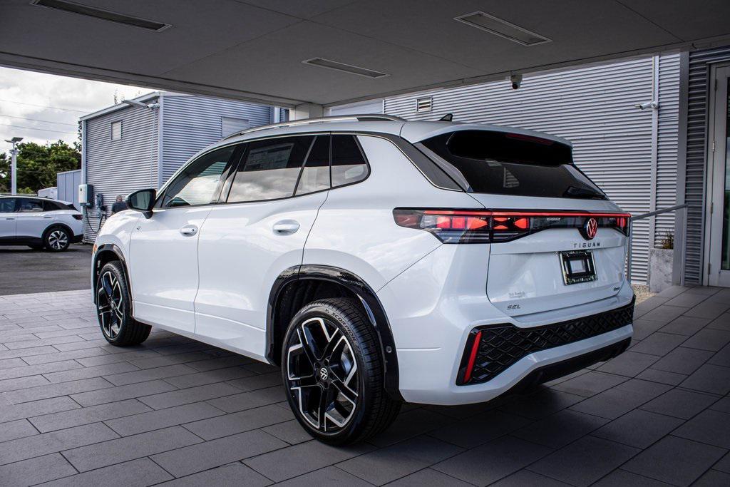 new 2025 Volkswagen Tiguan car, priced at $42,020