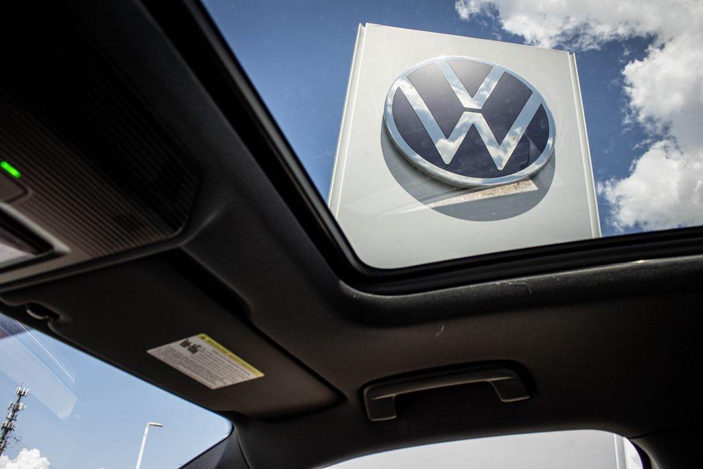 new 2025 Volkswagen Tiguan car, priced at $42,020