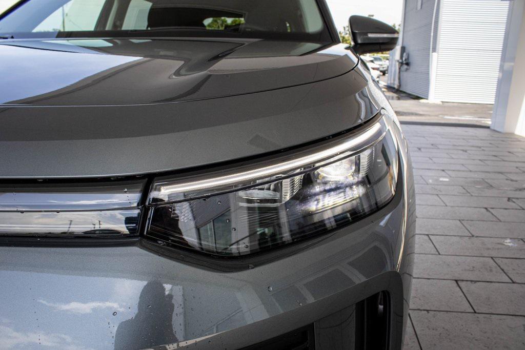 new 2025 Volkswagen Tiguan car, priced at $29,015