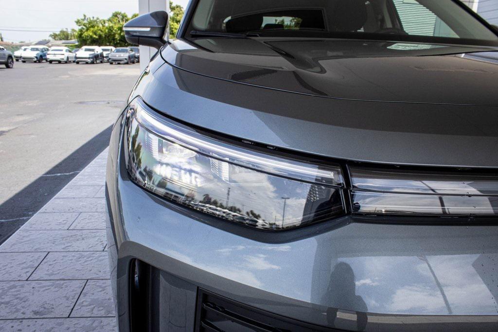 new 2025 Volkswagen Tiguan car, priced at $29,015