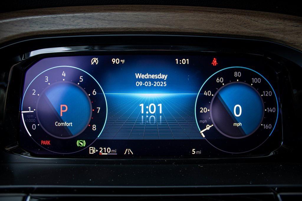 new 2026 Volkswagen Atlas car, priced at $44,007