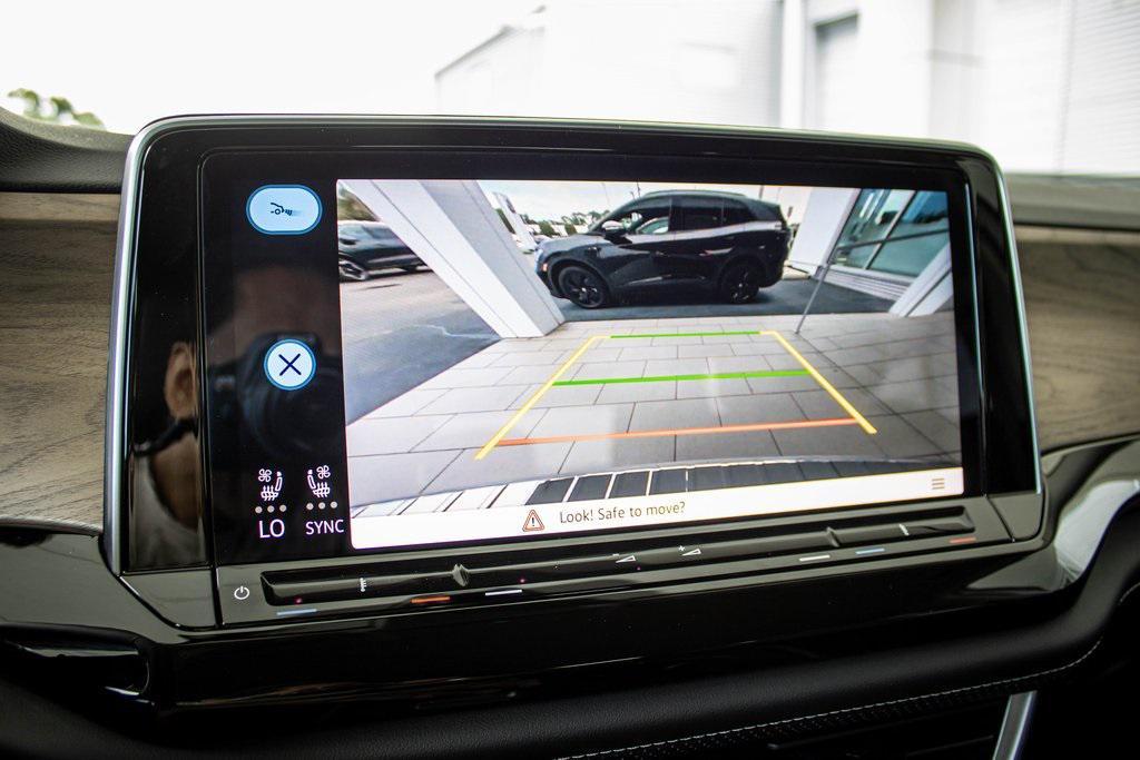 new 2026 Volkswagen Atlas car, priced at $39,883