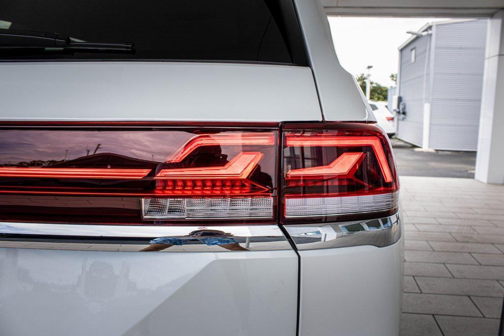 new 2026 Volkswagen Atlas car, priced at $39,883