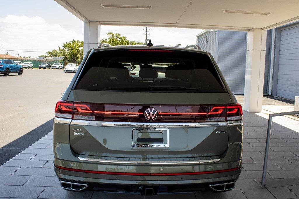 new 2025 Volkswagen Atlas car, priced at $50,668