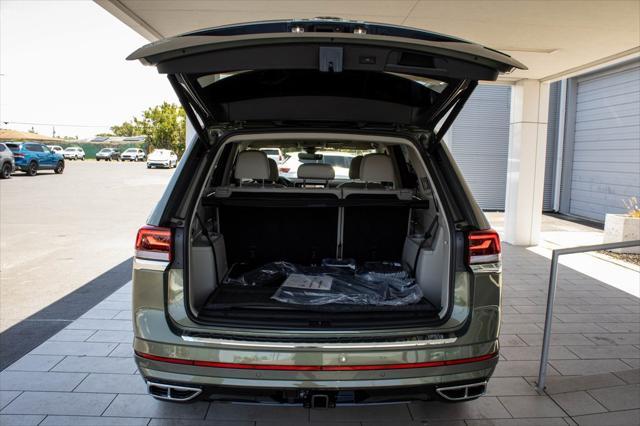 new 2025 Volkswagen Atlas car, priced at $53,168