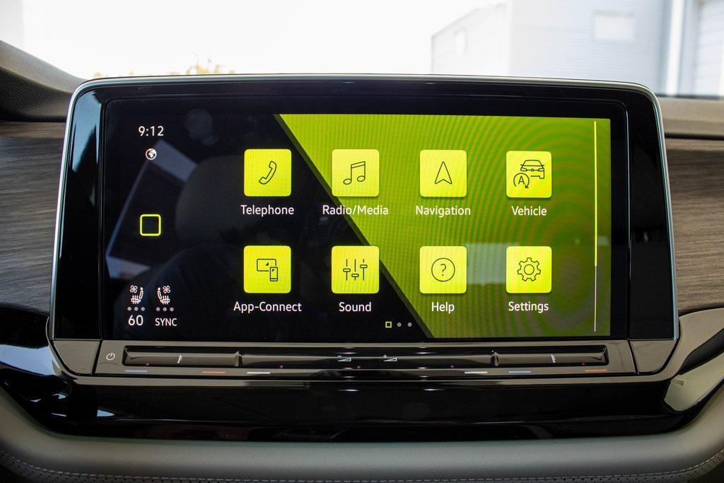 new 2025 Volkswagen Atlas car, priced at $50,668