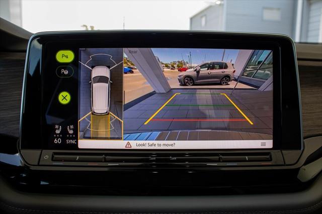new 2025 Volkswagen Atlas car, priced at $53,168