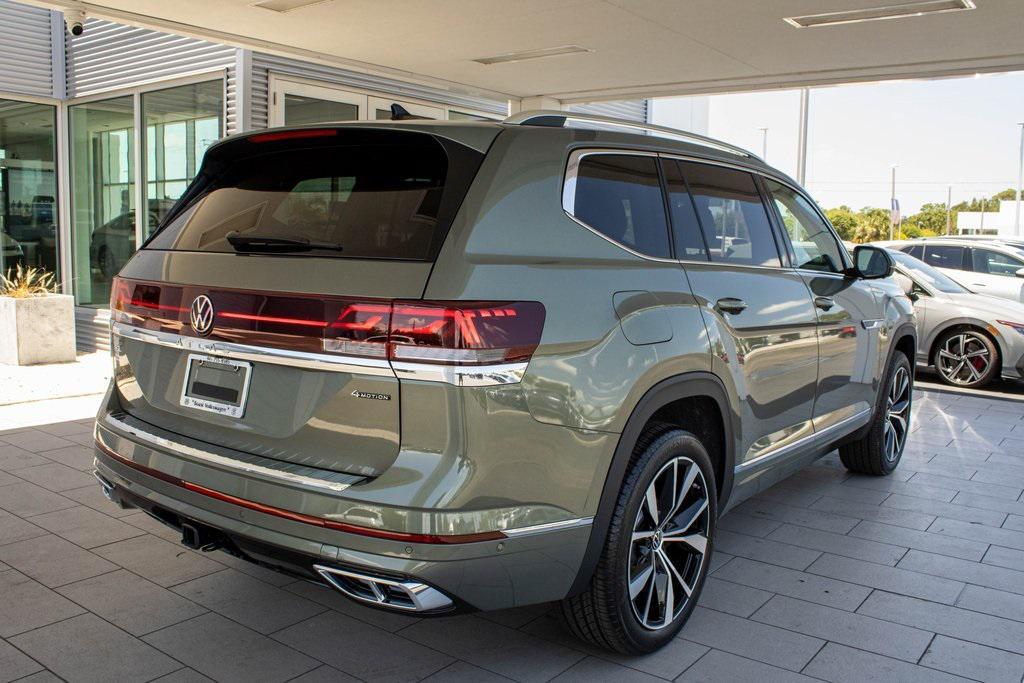 new 2025 Volkswagen Atlas car, priced at $50,668