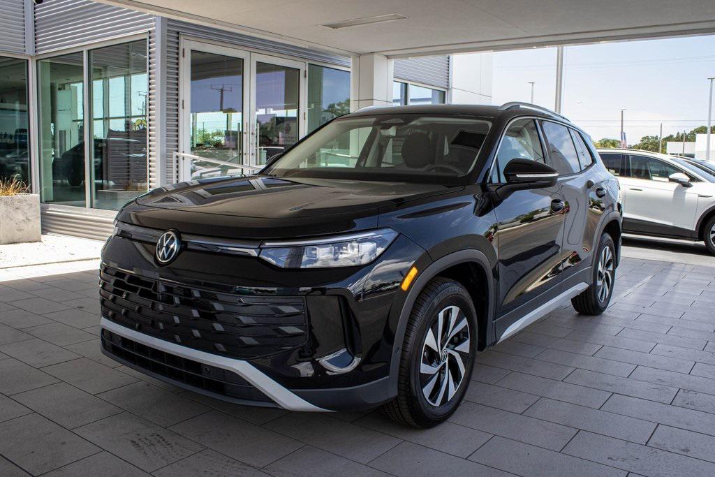 new 2025 Volkswagen Tiguan car, priced at $27,915