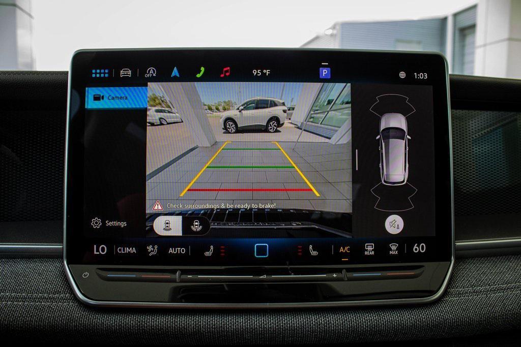 new 2025 Volkswagen Tiguan car, priced at $27,915