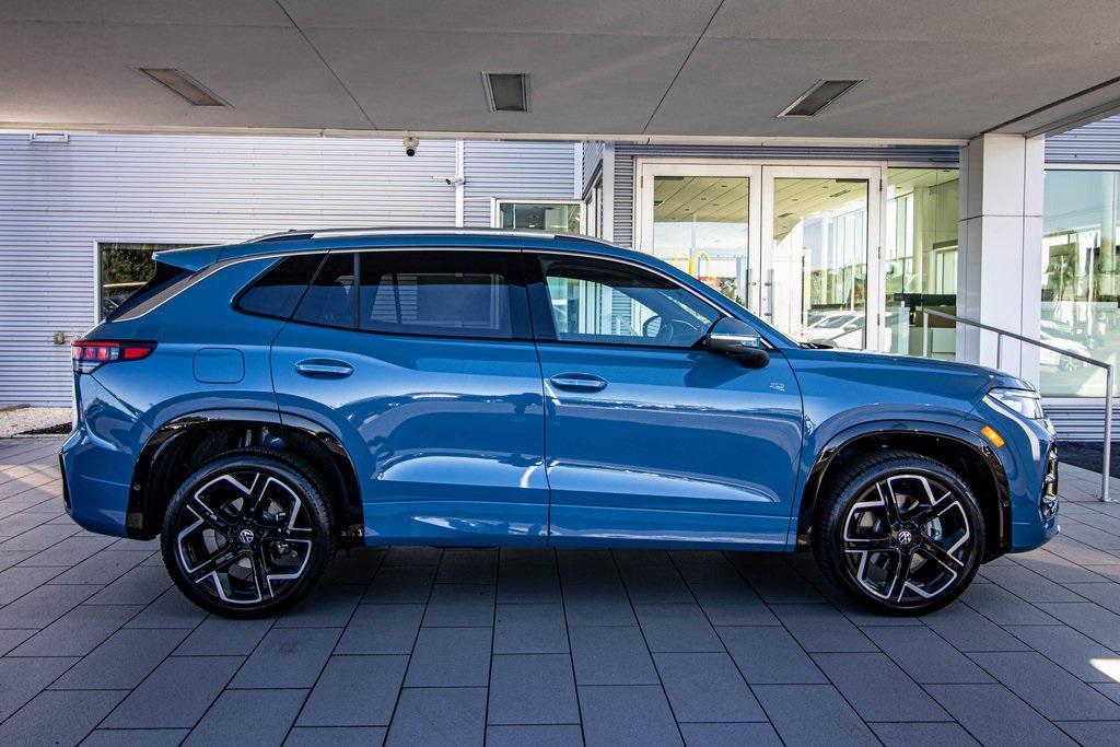 new 2026 Volkswagen Tiguan car, priced at $43,331