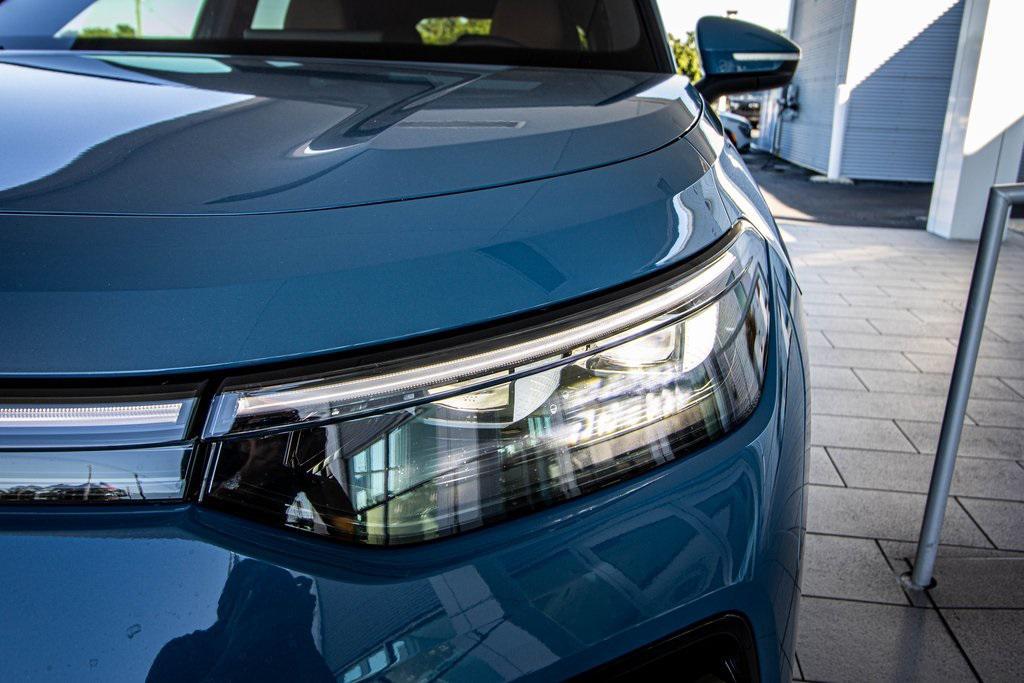 new 2026 Volkswagen Tiguan car, priced at $43,331