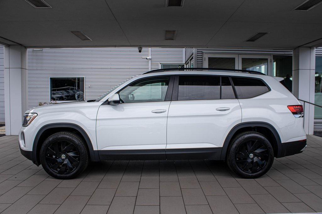 used 2025 Volkswagen Atlas car, priced at $38,797