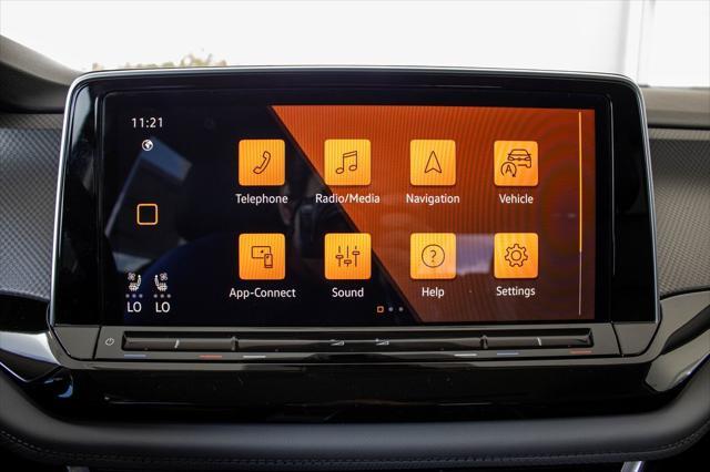 new 2025 Volkswagen Atlas car, priced at $45,771