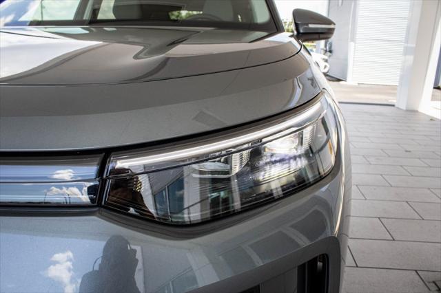 new 2025 Volkswagen Tiguan car, priced at $33,634