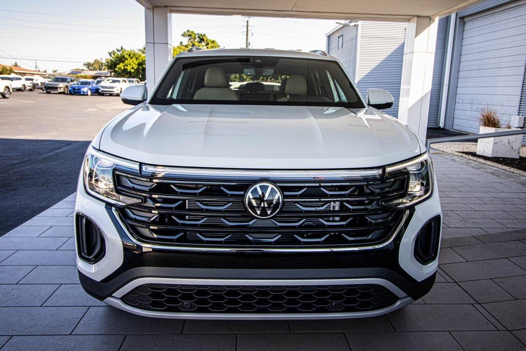 new 2026 Volkswagen Atlas Cross Sport car, priced at $38,822