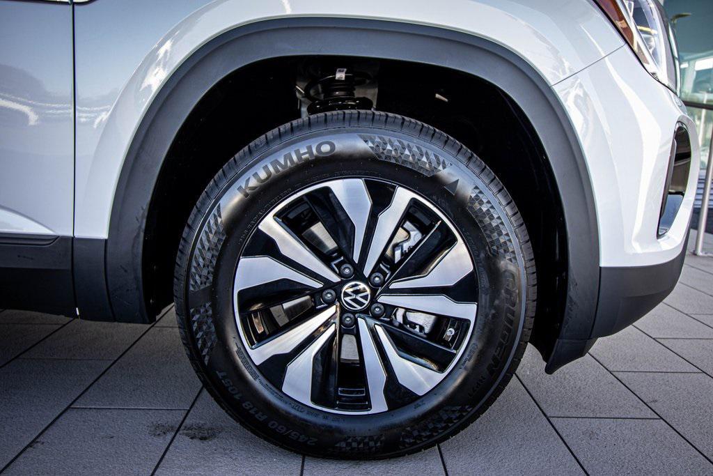 new 2026 Volkswagen Atlas Cross Sport car, priced at $38,822