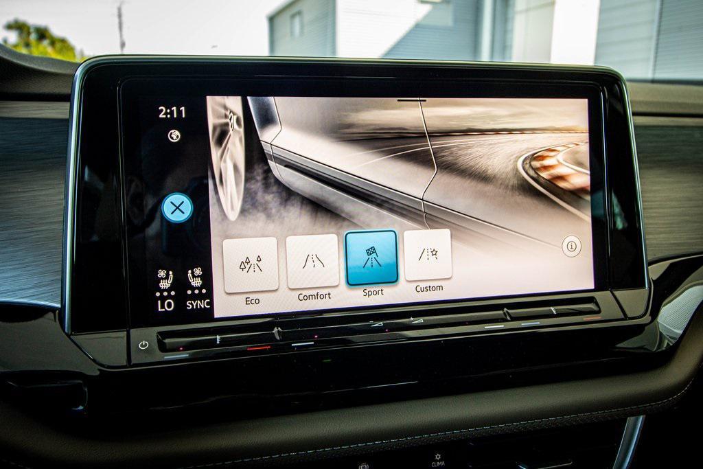 new 2026 Volkswagen Atlas Cross Sport car, priced at $38,822