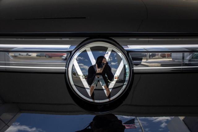 new 2025 Volkswagen Taos car, priced at $30,469