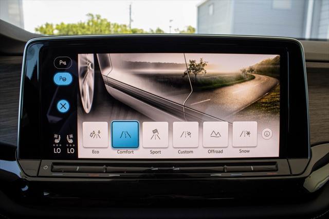 new 2025 Volkswagen Atlas car, priced at $53,766