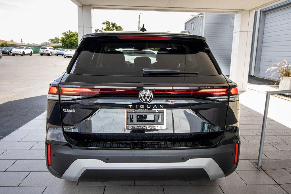 new 2025 Volkswagen Tiguan car, priced at $29,741
