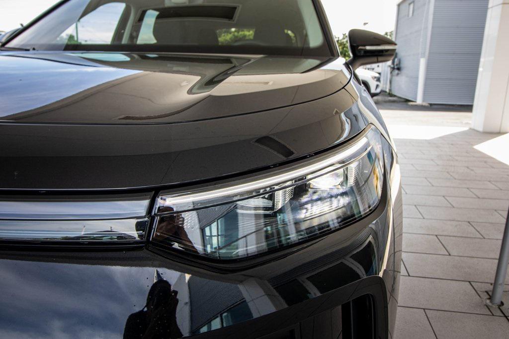 new 2025 Volkswagen Tiguan car, priced at $29,741