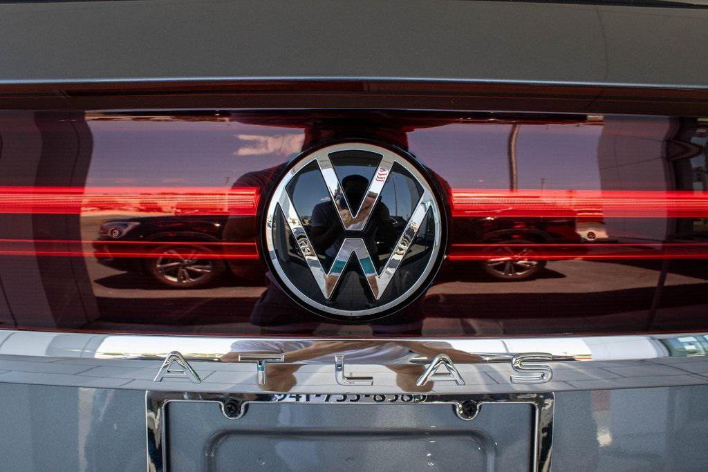 new 2025 Volkswagen Atlas Cross Sport car, priced at $37,762