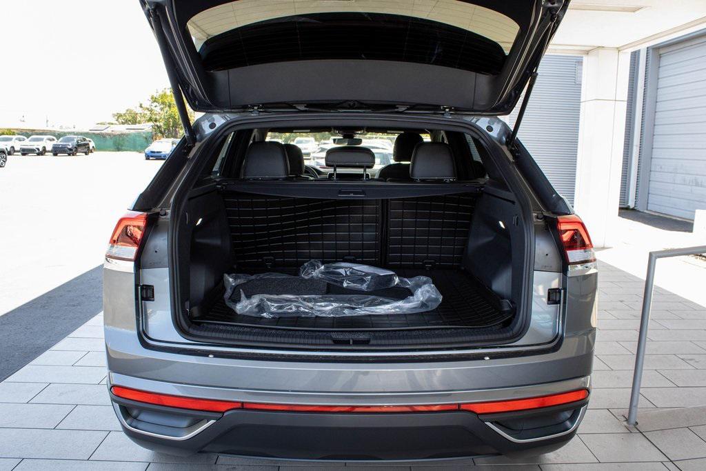 new 2025 Volkswagen Atlas Cross Sport car, priced at $37,762