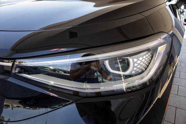 new 2025 Volkswagen ID.4 car, priced at $49,432