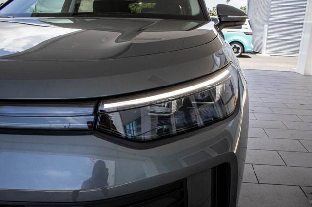 new 2025 Volkswagen Tiguan car, priced at $29,765