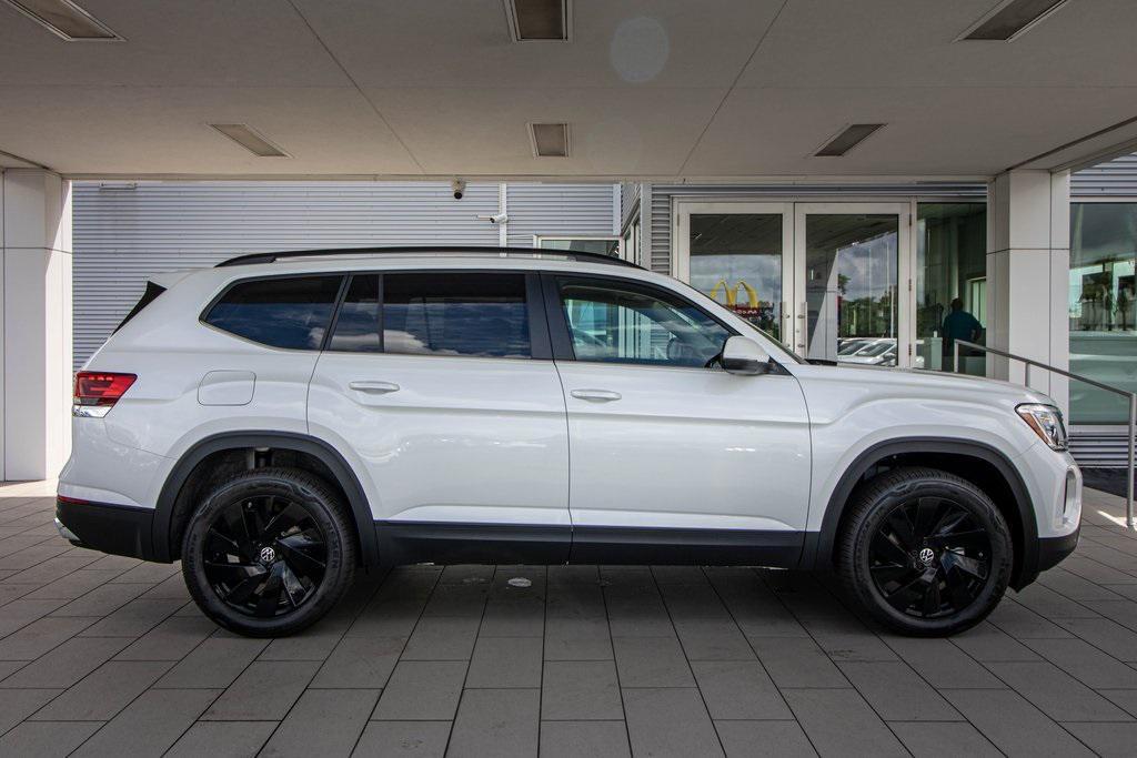 new 2026 Volkswagen Atlas car, priced at $46,149