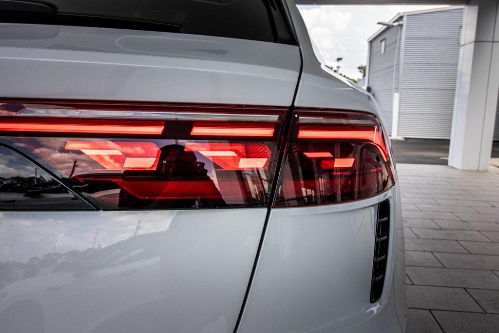 used 2025 Audi RS Q8 car, priced at $149,995