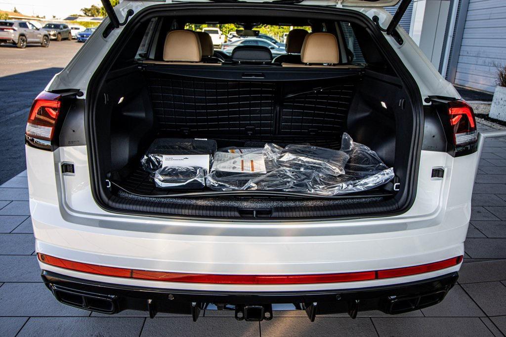 new 2026 Volkswagen Atlas Cross Sport car, priced at $50,801