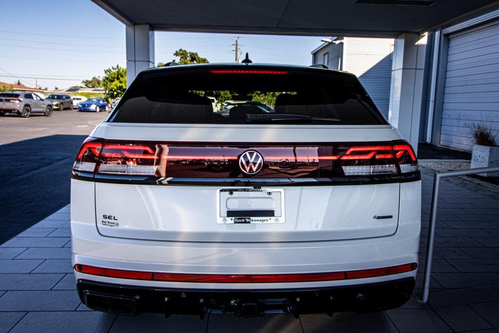 new 2026 Volkswagen Atlas Cross Sport car, priced at $50,801