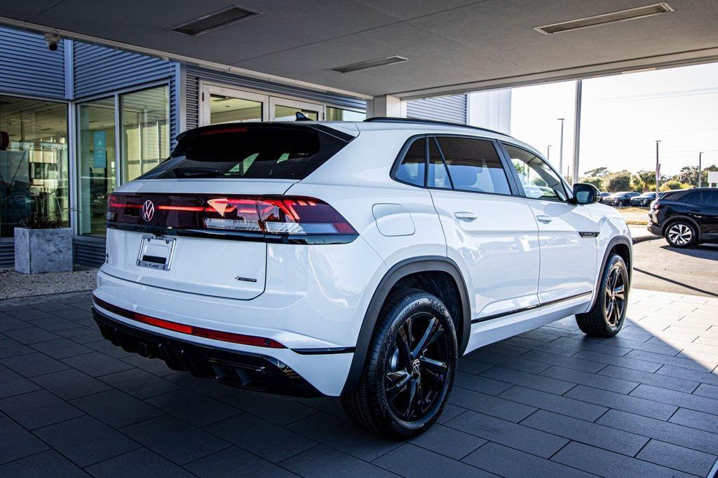 new 2026 Volkswagen Atlas Cross Sport car, priced at $50,801
