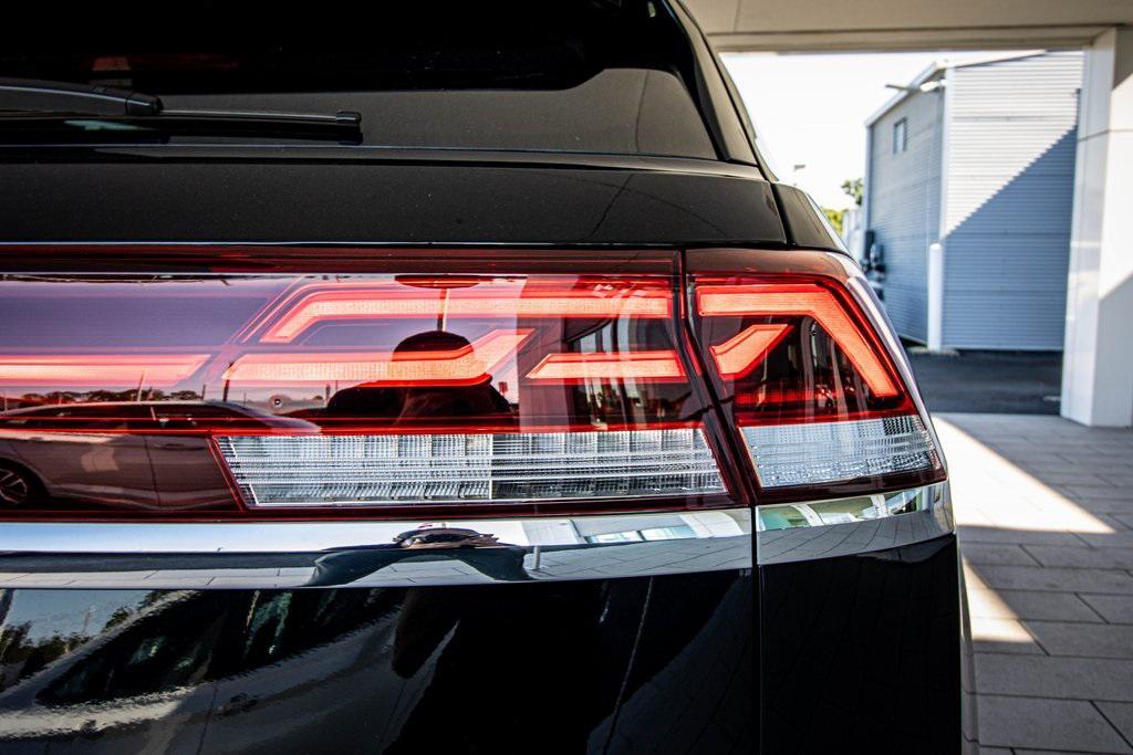 new 2026 Volkswagen Atlas Cross Sport car, priced at $38,385