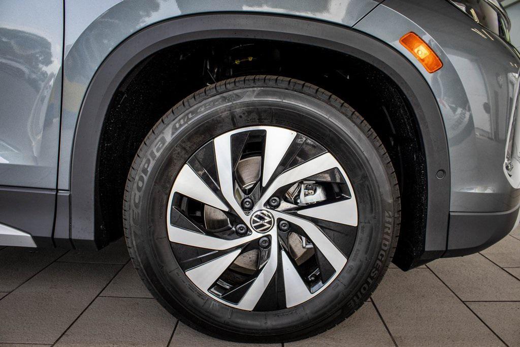 new 2025 Volkswagen Tiguan car, priced at $29,015