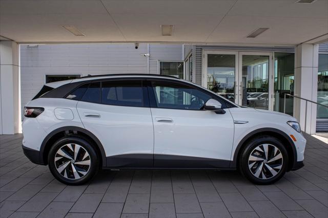 new 2025 Volkswagen ID.4 car, priced at $41,045