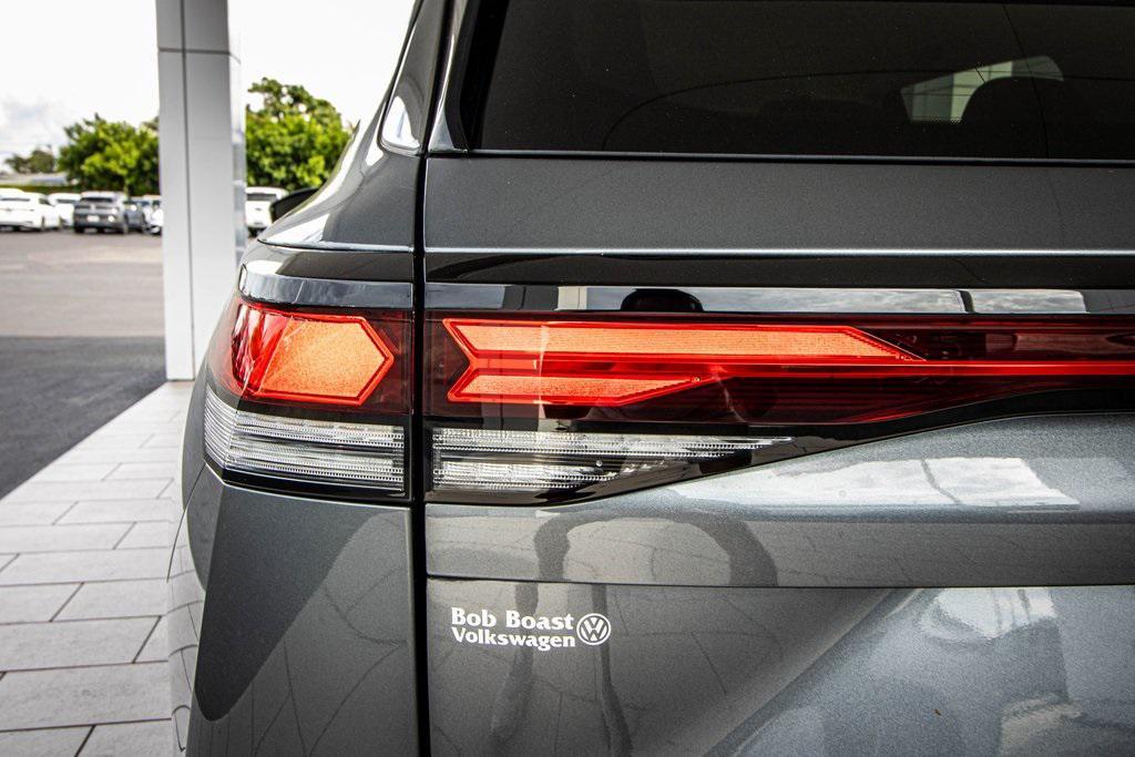 new 2026 Volkswagen Tiguan car, priced at $31,342