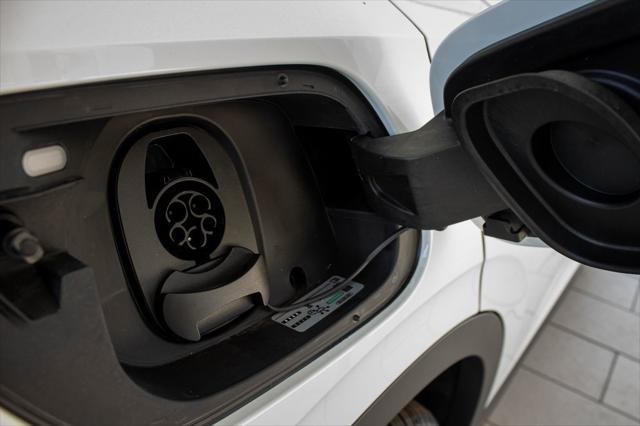 new 2025 Volkswagen ID.4 car, priced at $44,495
