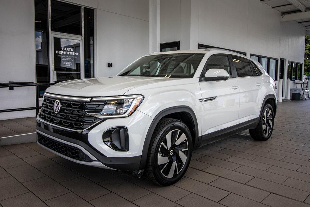 used 2025 Volkswagen Atlas Cross Sport car, priced at $35,321