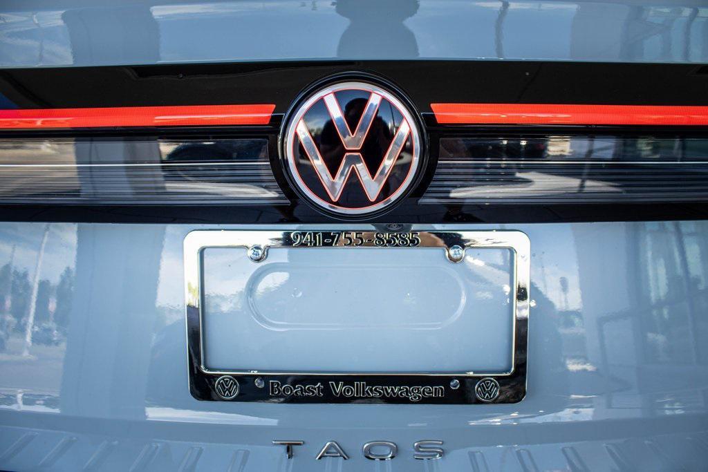 new 2025 Volkswagen Taos car, priced at $31,094